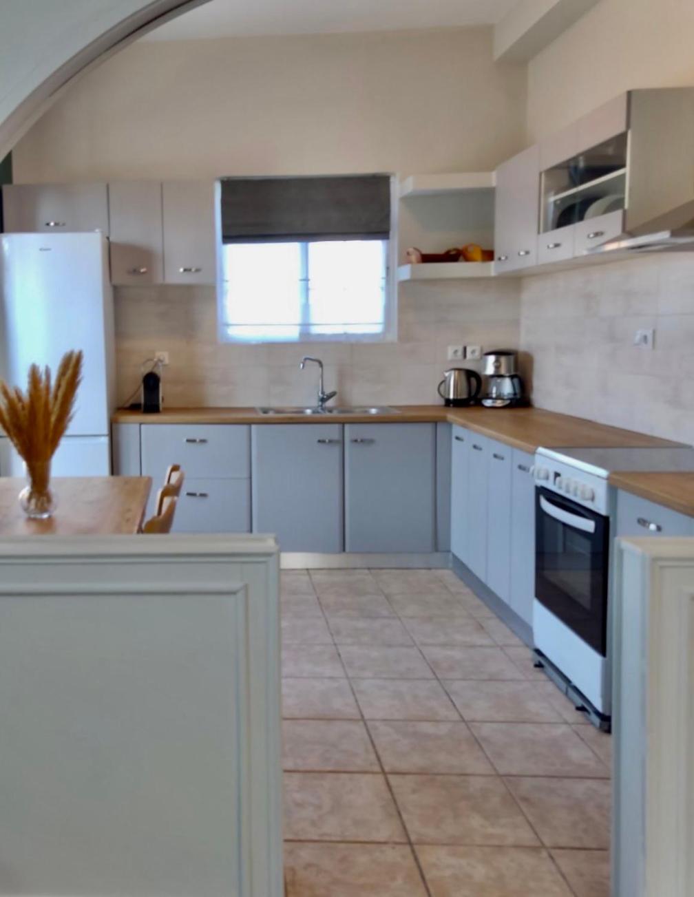 Holiday home Okio - μονοκατοικία δίπλα στη θάλασσα